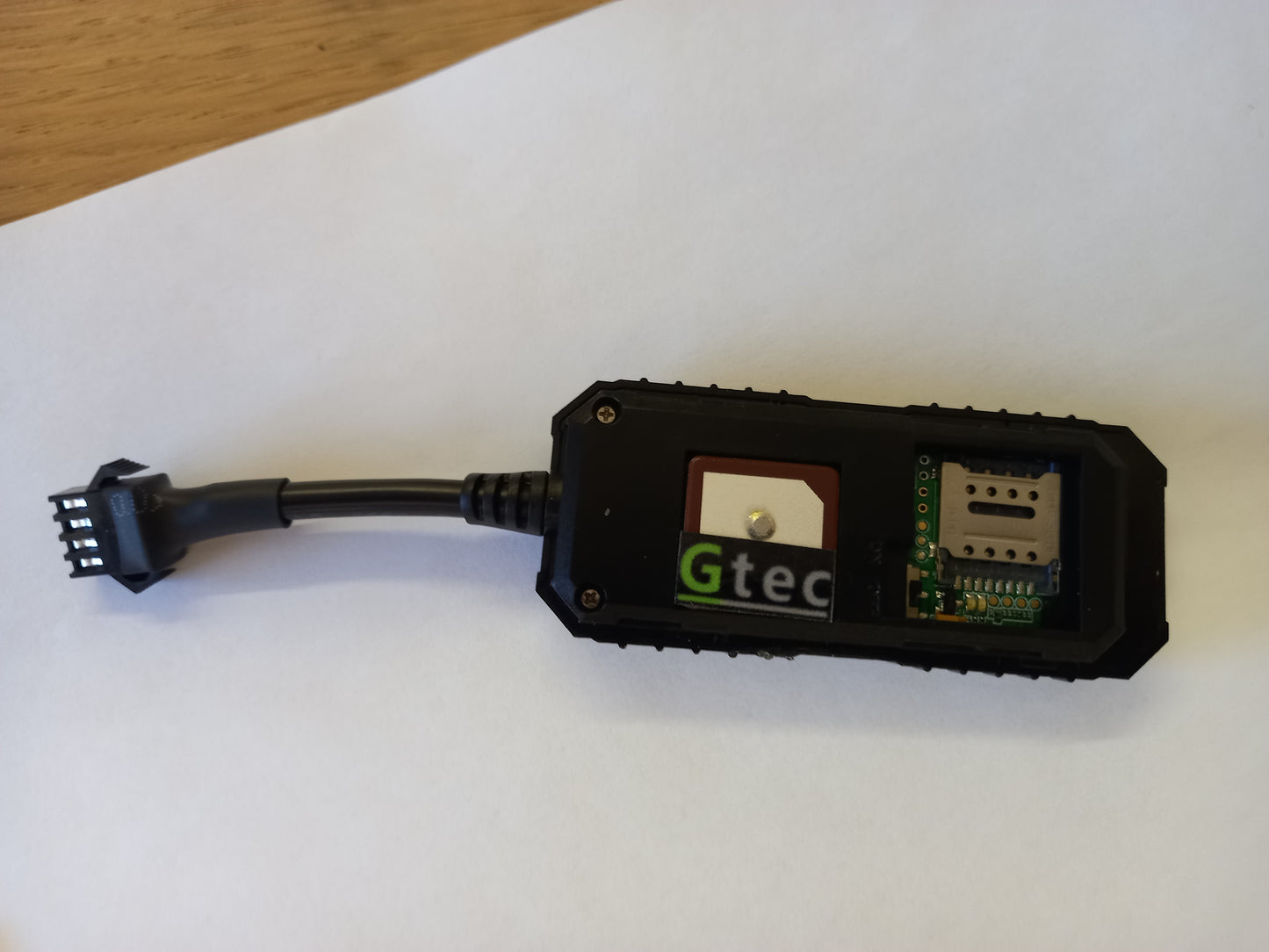 GPS Tracker GR12L | Real Time Locator for Vehicle/Car